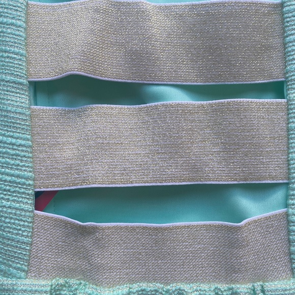 Backless Mint and Gold Dress with Pockets - Picture 4 of 6